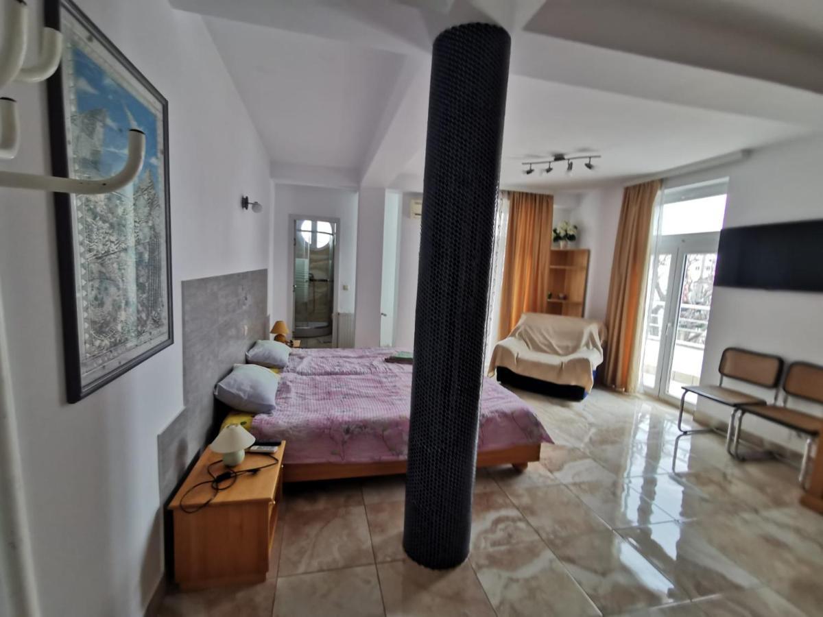 מלון קונסטנצה Fitness House With Garden מראה חיצוני תמונה