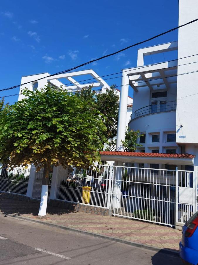 מלון קונסטנצה Fitness House With Garden מראה חיצוני תמונה