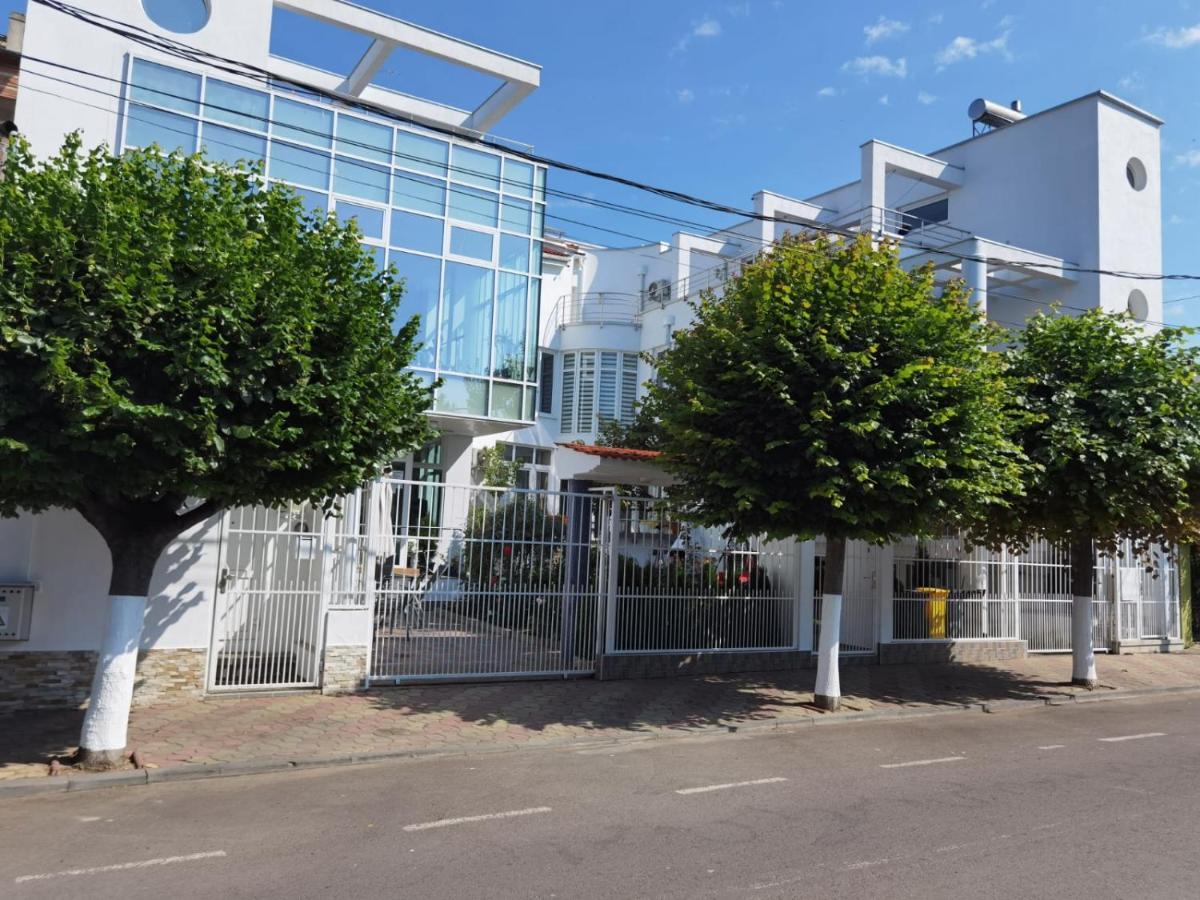 מלון קונסטנצה Fitness House With Garden מראה חיצוני תמונה